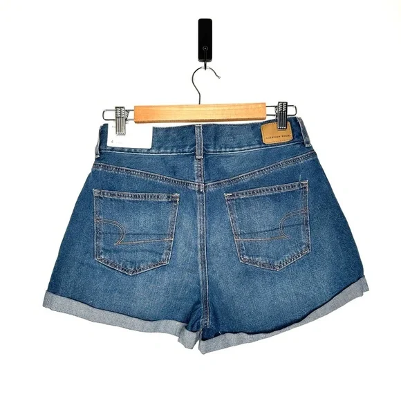 American Eagle | High Rise Mom Short Size 4 - Picture 3 of 6